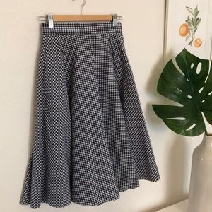 *Uniqlo* Gingham Midi Skirt